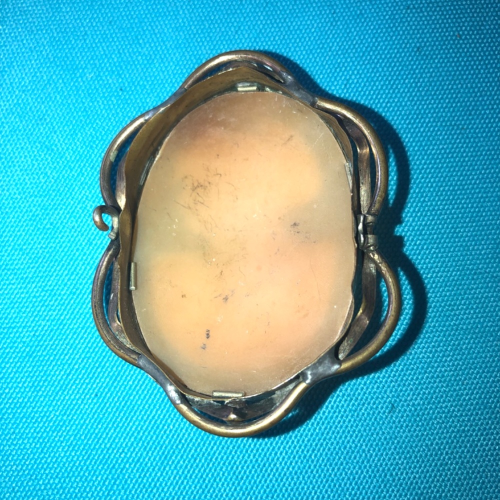 Antique Cameo Circa 1930's - Picture 2 of 4
